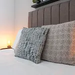 Modern 2br 2bath Parking Leeds (West Yorkshire)