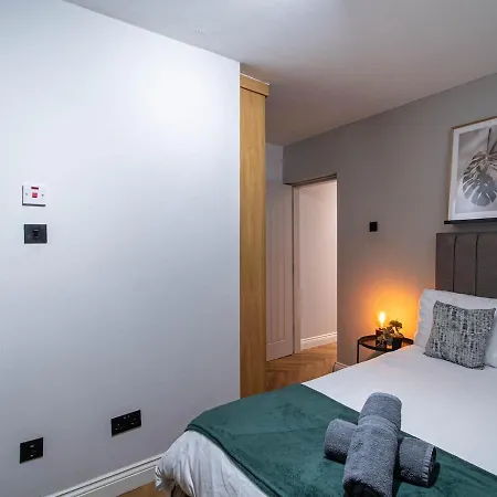شقة Modern 2br 2bath Parking ليدز