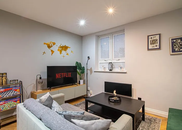 Modern 2br 2bath Parking Апартаменти